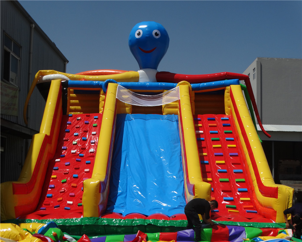 New design giant inflatable slide /commercial outdoor playground inflatable land slide with bouncer